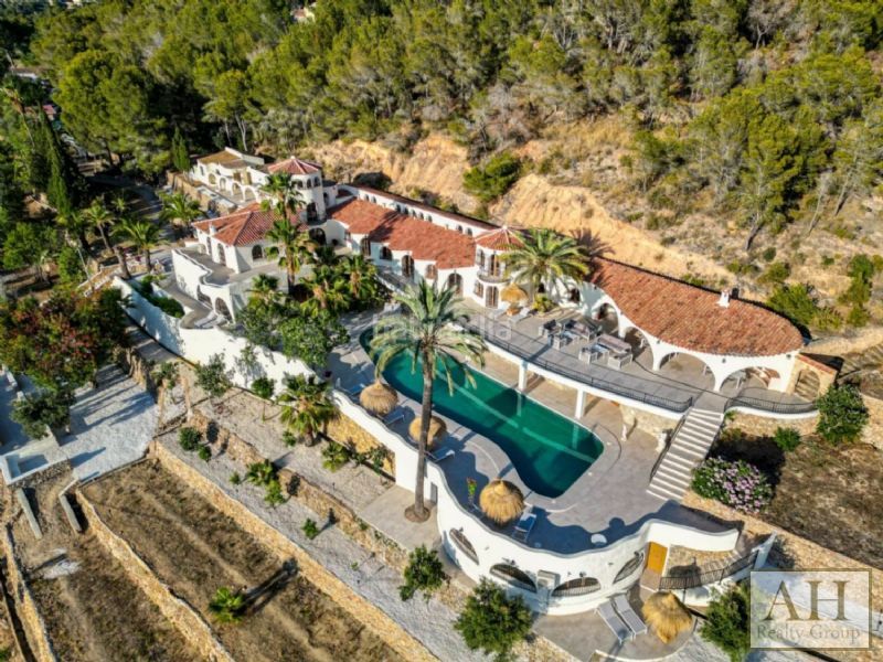 Foto d84a6e83-3184-4699-9b97-85bfa85562f2. Casa amb aparcament a L´Olla Altea