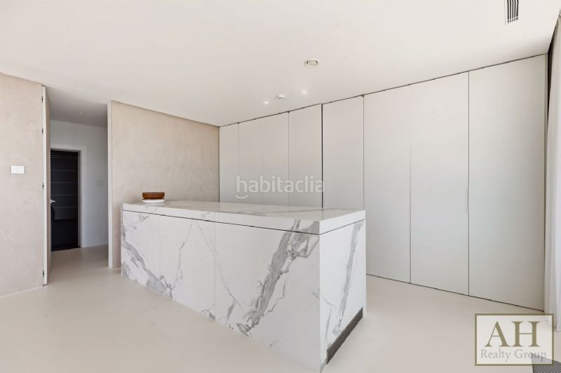 Foto ea179ec3-9205-4d7d-8b08-f64126b06313. Attico con parcheggio in Altea la vella Altea