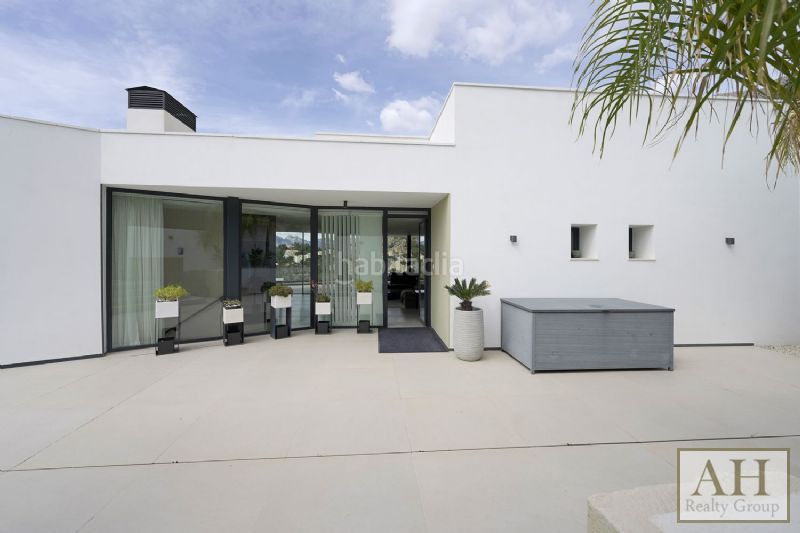 Foto 05a51217-4036-42c7-9def-fd32397dcf91. Casa amb aparcament a Altea hills Altea