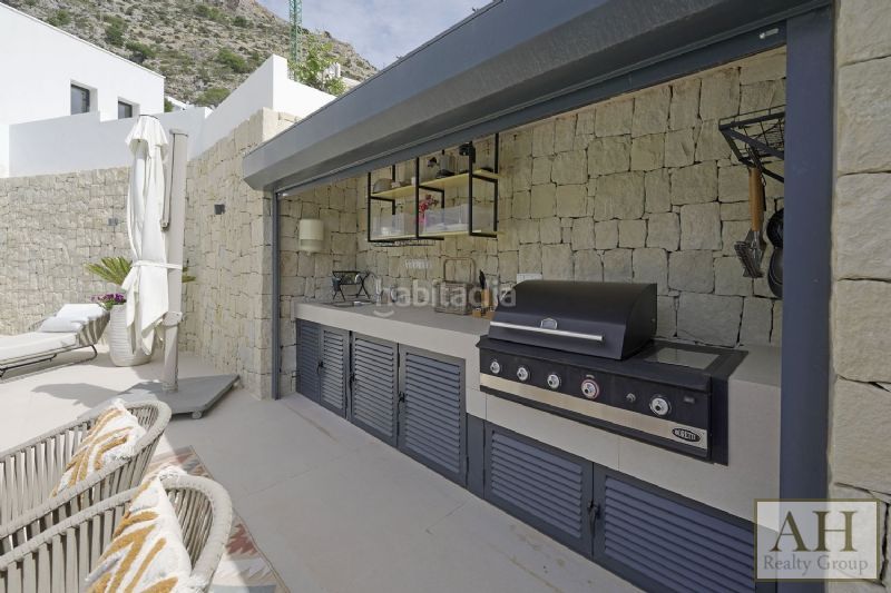 Foto 0c860f58-a337-4d06-93e6-385df51aa5e2. Casa amb aparcament a Altea hills Altea