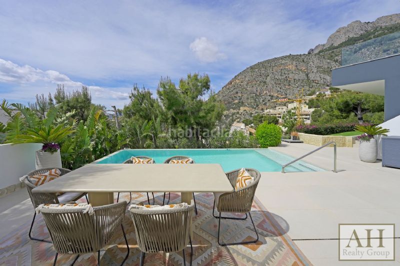 Foto 4cfe81f2-2561-457b-bd11-ca19bf384858. Casa amb aparcament a Altea hills Altea