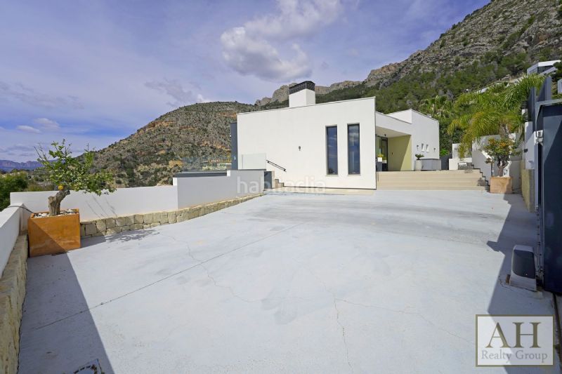 Foto 60c3789b-2fa7-4aaa-bfc7-0970a3758106. Casa amb aparcament a Altea hills Altea