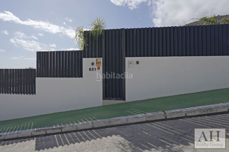Foto 6b97fba2-2456-4452-8069-3084672c81e2. Casa amb aparcament a Altea hills Altea