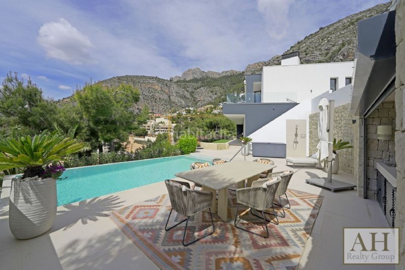 Foto a945c51c-d4db-468e-b0d0-46c52bd33810. Casa amb aparcament a Altea hills Altea
