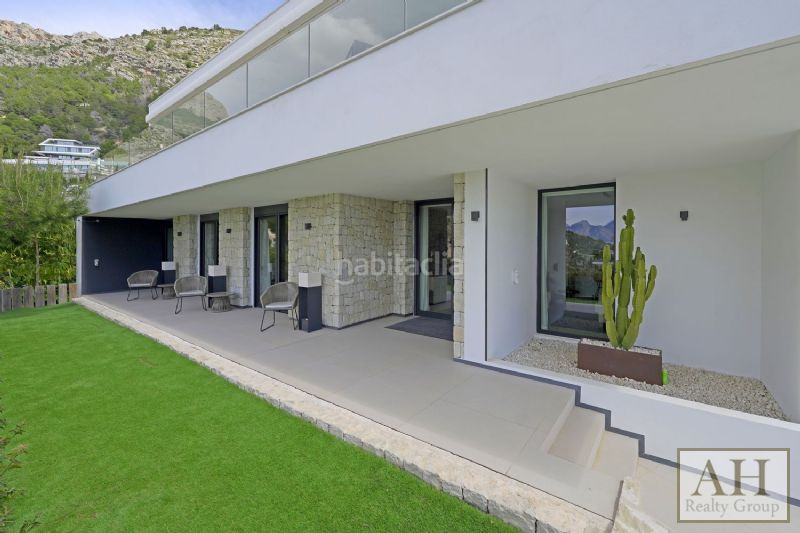 Foto f8b397fc-89c4-4aaa-a1ff-42dd47d4e2f9. Casa amb aparcament a Altea hills Altea