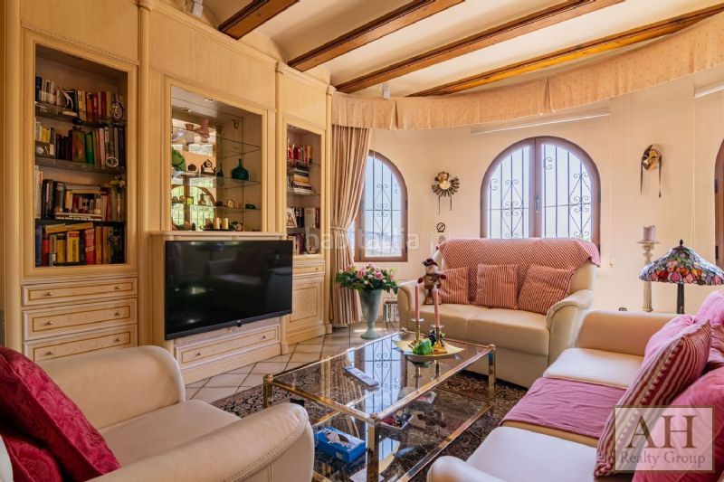 Foto bc754512-9bc9-40ca-b794-18ba66ebd8a5. Casa amb aparcament a Altea la vella Altea
