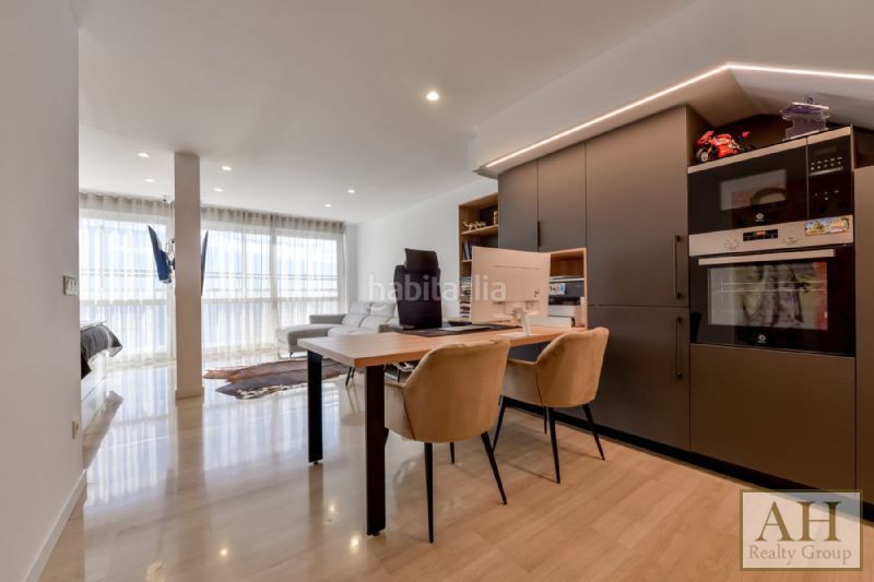 Foto f27c2f4d-9c8a-48ad-bf97-15dd2d5be7d1. Duplex avec parking dans Mascarat Altea