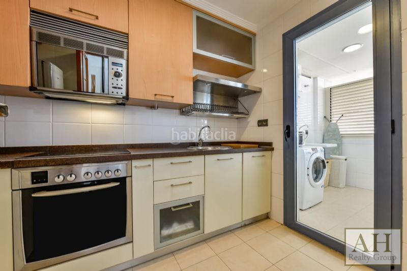 Foto 6f2c4c76-45f8-40e6-a1c1-9561732da253. Apartament amb aparcament a Mascarat Altea