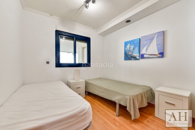 Foto c25c0dfb-5c41-45b2-89de-fc2337e08615. Apartamento en Mascarat Altea