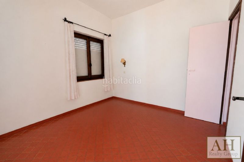 Foto 0d688c31-2438-4bc4-8b98-79ed2582780d. Casa amb aparcament a El Portet-Pla del Mar Moraira
