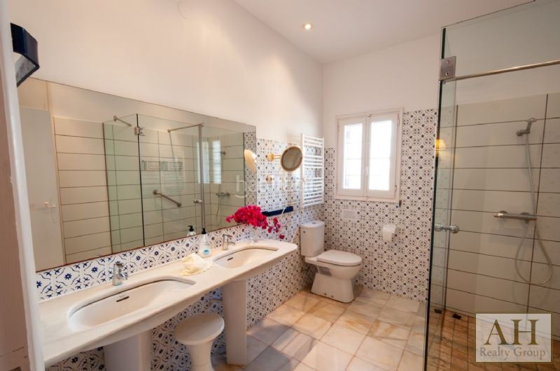 Foto a2d1e56b-ac01-4ed6-9010-34391e786b54. Casa amb aparcament a El Portet-Pla del Mar Moraira