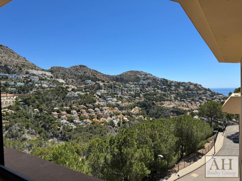 Foto d473713c-8892-4493-bce7-0ac110a9aea7. Àtic amb aparcament a Altea hills Altea