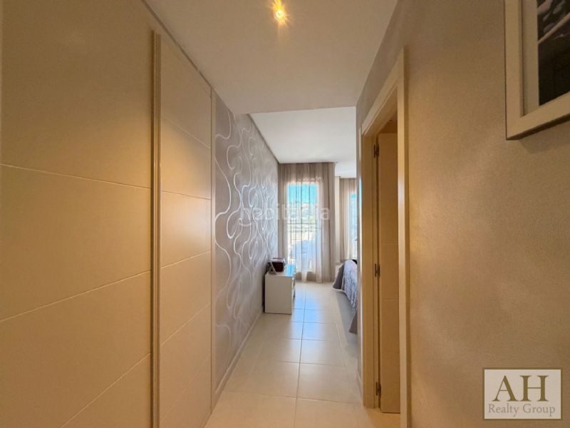 Foto 5b5d94e6-e886-4732-b332-3b4e18a01809. Apartament amb aparcament a Altea hills Altea