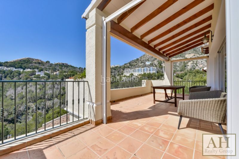 Foto 0473e0f6-e2a2-45bd-9e39-e96d117f1649. Casa amb aparcament a Altea hills Altea