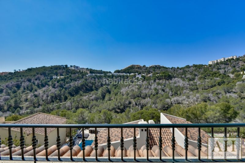 Foto 15171d52-7400-4e5d-b570-43dae8d93fb1. Casa amb aparcament a Altea hills Altea