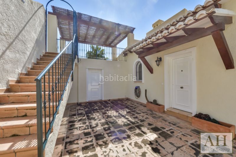 Foto 46086eae-ebd0-4dc8-a4f5-8e00ad88755f. Casa amb aparcament a Altea hills Altea
