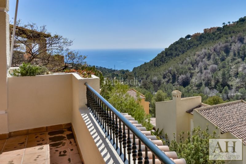 Foto 5e567d8f-f7dd-406c-8bd4-4e1283493bc0. Casa amb aparcament a Altea hills Altea