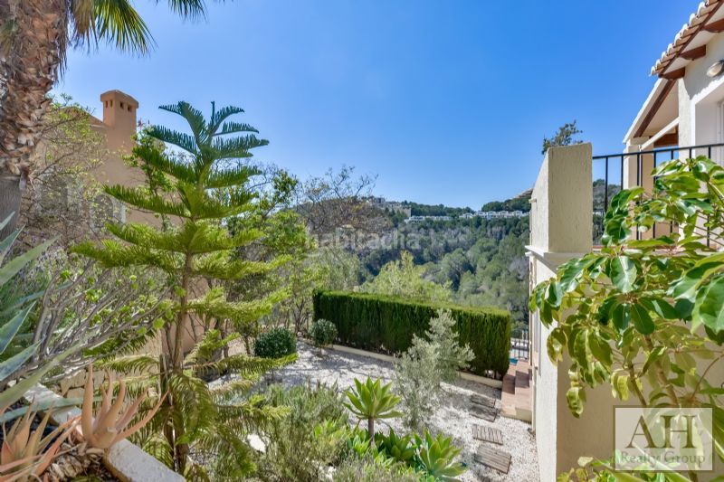 Foto 61653867-c11b-4f36-a08d-fc82a1852436. Casa amb aparcament a Altea hills Altea