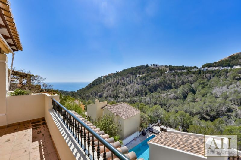 Foto 8c674254-2b9a-4ff5-a04e-6fa6e952bc2d. Casa amb aparcament a Altea hills Altea