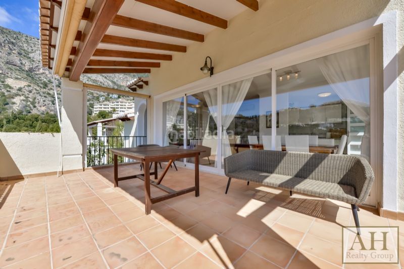 Foto c4888341-9d04-4186-9f7f-e8b6642f6b34. Casa amb aparcament a Altea hills Altea