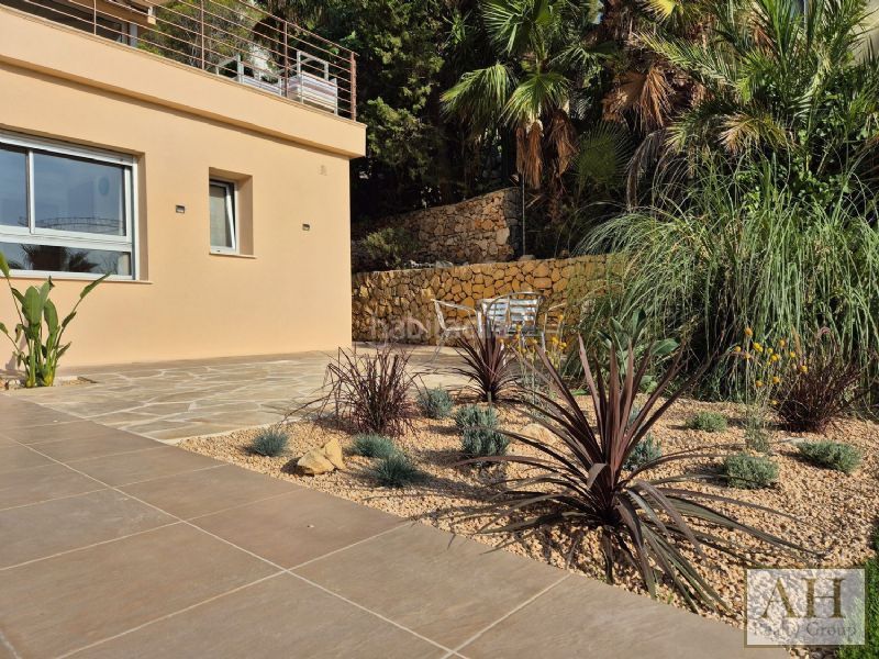 Foto 3f51fc3d-98c5-411c-8b11-c5e98f2b4b26. Casa amb aparcament a Altea hills Altea