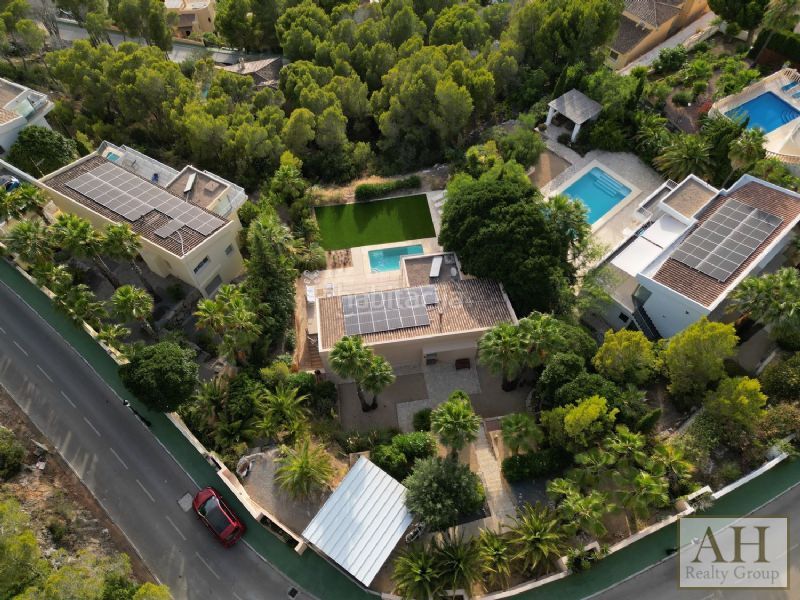 Foto 7a4bfa51-88be-4cfe-995f-aa64ca31370a. Casa amb aparcament a Altea hills Altea