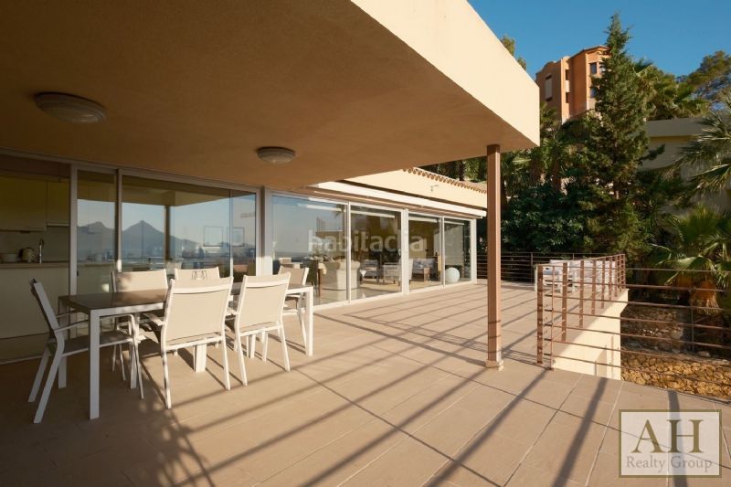 Foto 84bde703-a7f0-4276-8377-b4a0c1c1b1c1. Casa amb aparcament a Altea hills Altea