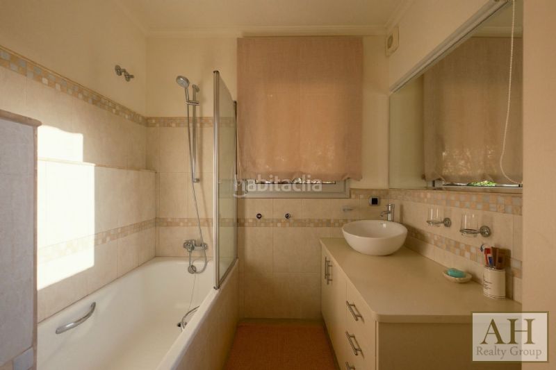 Foto b3781388-57b3-4569-86ad-57b56934c892. Casa amb aparcament a Altea hills Altea
