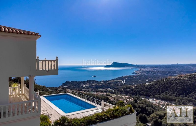 Foto cb0209b4-339e-42a2-9fa9-b9e897016a1f. Casa amb aparcament a Altea hills Altea