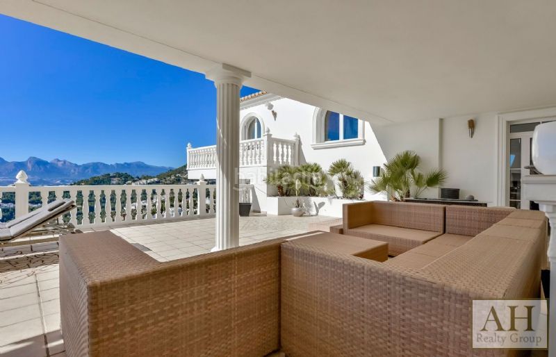Foto eb38fb84-84de-4431-ad81-7200a61ee60b. Casa amb aparcament a Altea hills Altea