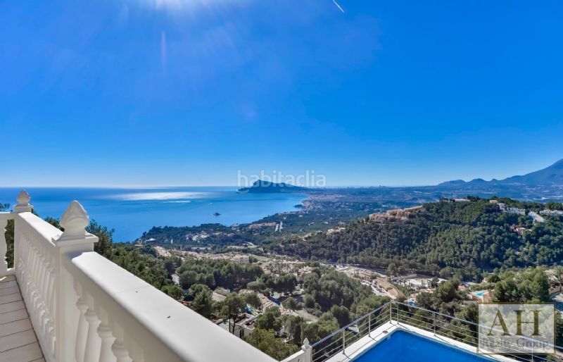 Foto f818a9d7-657d-4784-a0da-136927312551. Casa amb aparcament a Altea hills Altea