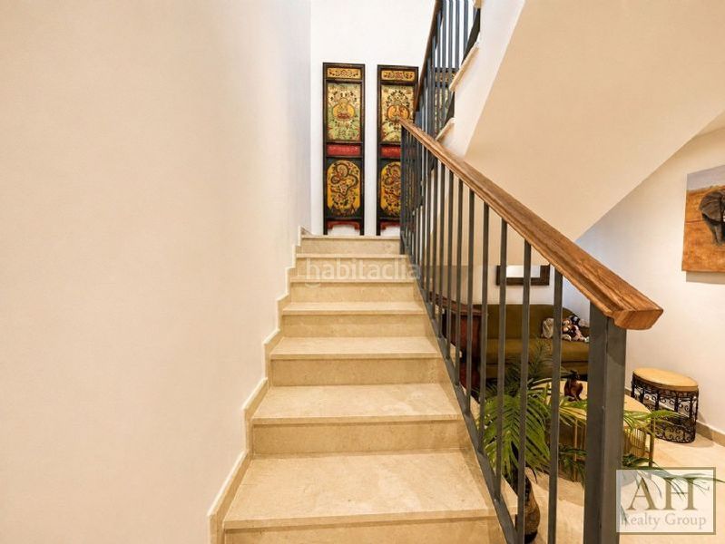 Foto 4c472d6b-13da-4c8a-8b06-aa28bab43d9d. Casa amb aparcament a Altea la vella Altea
