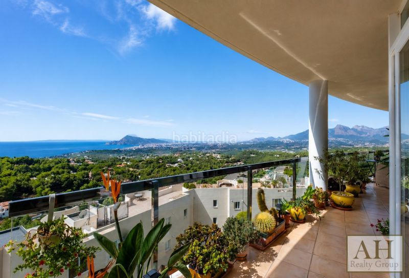 Foto c7095ee3-61a7-466a-9bbd-169d1449df80. Apartament amb aparcament a Altea la vella Altea