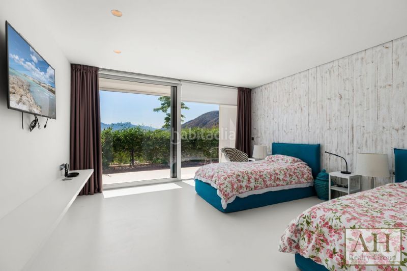 Foto b37af9a4-a97f-4f17-afd4-49f23a218e69. House with parking in Altea la vella Altea