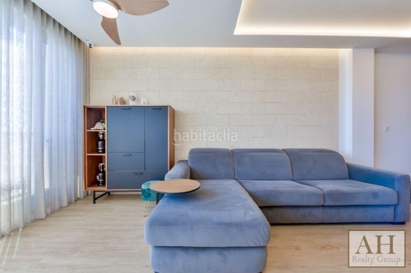 Foto 3729a46d-0584-4f33-bf30-b1b9db3f1895. Apartament amb aparcament a Mascarat Altea