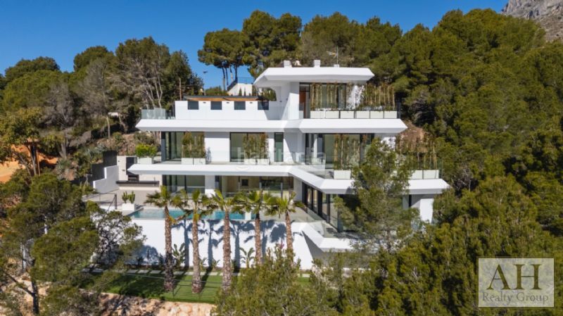 Foto a3fd2993-8b76-4440-9d85-8d7c99c14e23. Casa amb aparcament a Altea la vella Altea
