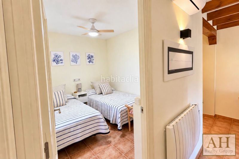 Foto 7b7cd967-2b41-40d4-9963-838f2cf77db7. Casa adossada amb aparcament a Altea hills Altea