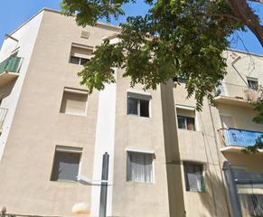 Edifici  Avinguda del carrilet. Edificio  en venta en l'hospitalet de llobregat