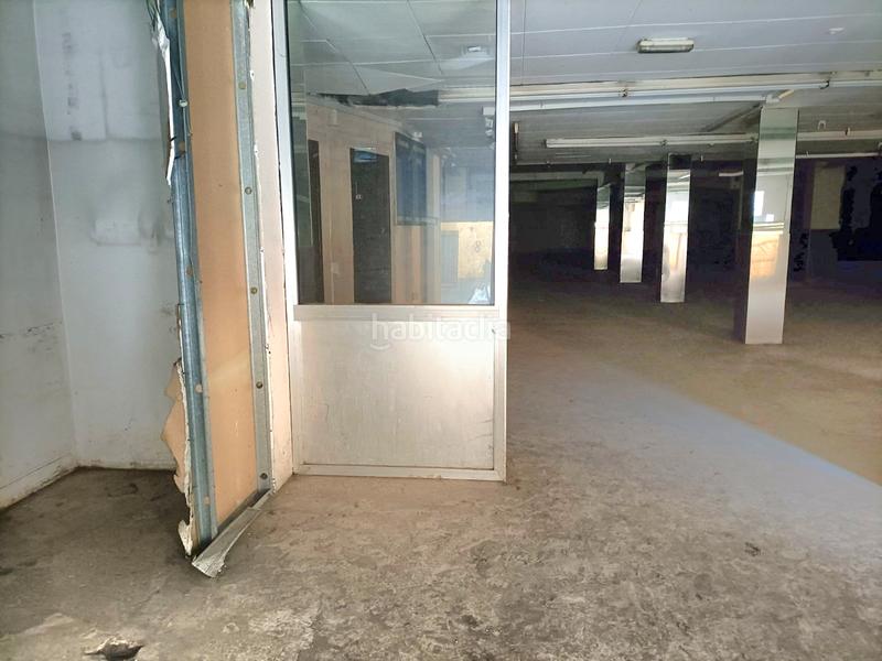 Foto 011312bd-6305-4dec-bfec-799551054976. Local comercial en Col·legis Nous Mollet del Vallès