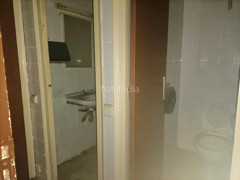Foto 25d133cb-aecd-4e58-be51-18e769bb57e6. Local comercial en Col·legis Nous Mollet del Vallès