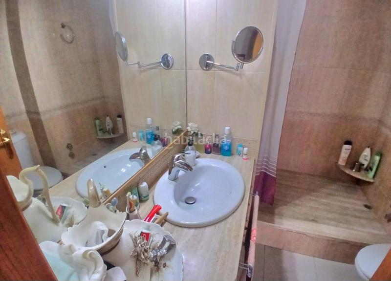 Foto 10f22f53-213f-4bb3-9a1e-c9c616a6e3d7. Casa adosada  por 366.000 € en Estació de França Mollet del Vallès