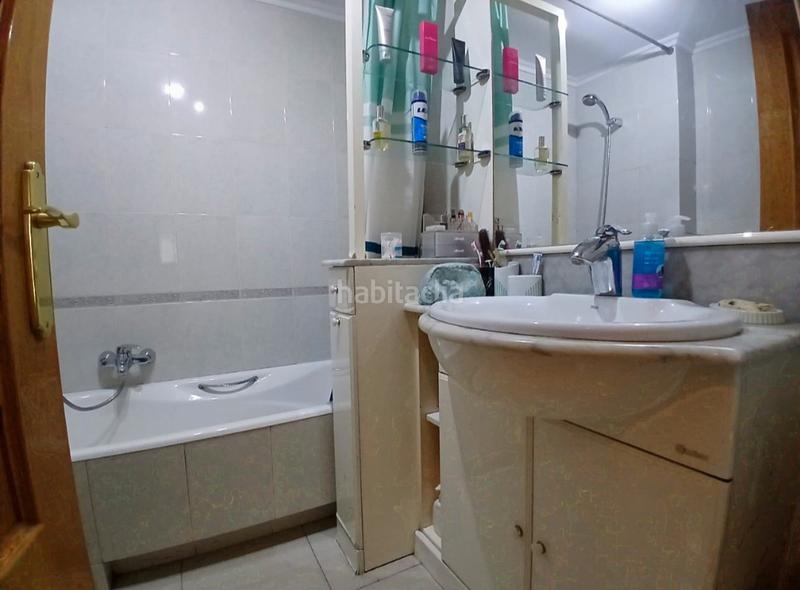 Foto 2f702fad-f216-4510-be7f-23c9480c26b8. Casa adosada  por 366.000 € en Estació de França Mollet del Vallès