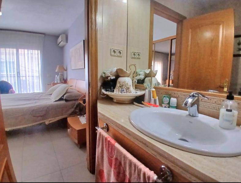 Foto 46003ab7-da27-46e4-bdf2-ed67e2d27b65. Casa adosada  por 366.000 € en Estació de França Mollet del Vallès