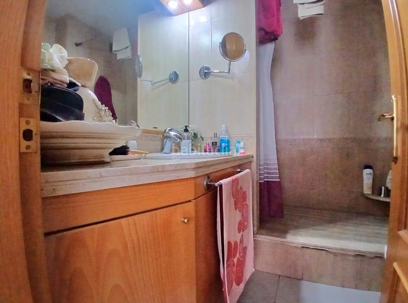 Foto eb342376-b94b-4f42-a235-3714c0a5b890. Casa adosada  por 366.000 € en Estació de França Mollet del Vallès