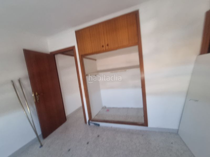 Foto a9cd8f2b-a27e-40a3-a032-a684fc40f7c7. Pis a Col·legis Nous Mollet del Vallès