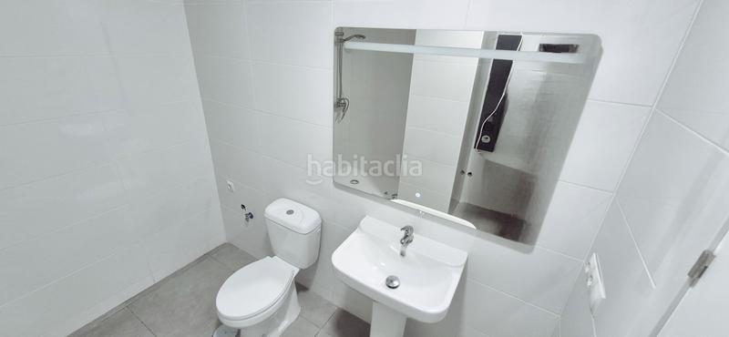 Foto 63216f69-33fa-45f3-a0ef-bfedfa2deea1. Flat with heating in Parque Atlántico- San Matías Sevilla