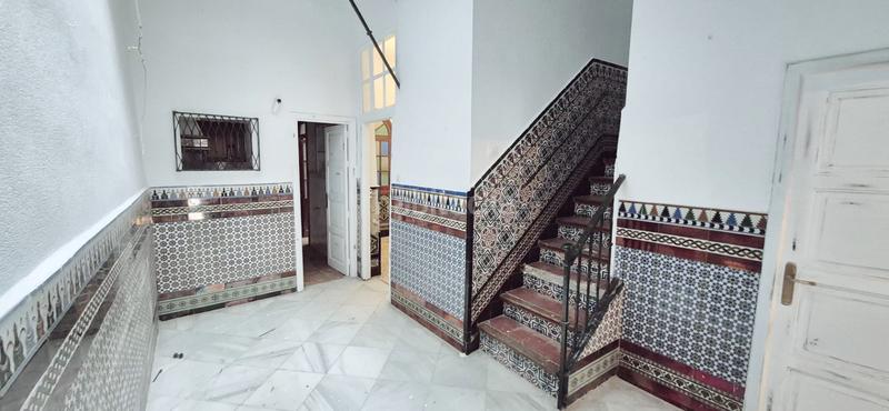 Foto 6fa1f345-8c66-46b4-81ad-b9abfef4010e. Maison jumelée dans San Lorenzo Sevilla