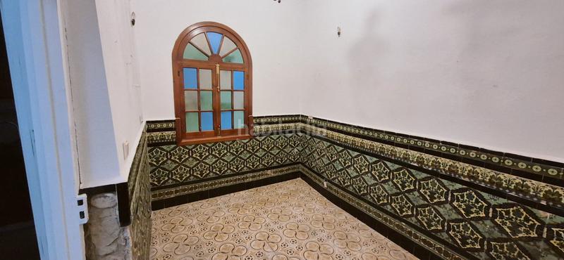 Foto aa6bc9b8-006c-4a99-8e27-7cdd74cc39f5. Maison jumelée dans San Lorenzo Sevilla