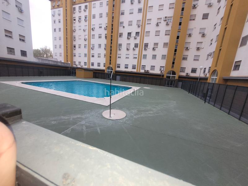 Foto e70e6cb5-12b4-4e98-adc9-ddafea5d8900. Pis amb aparcament piscina a Pino Montano - Consolación Sevilla