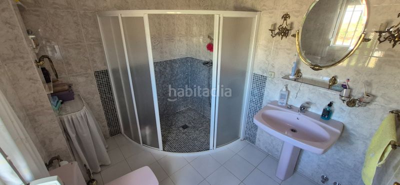 Foto 505c276d-95b6-4da6-9d5c-cceab32af432. Xalet amb calefacció aparcament piscina a Carmona